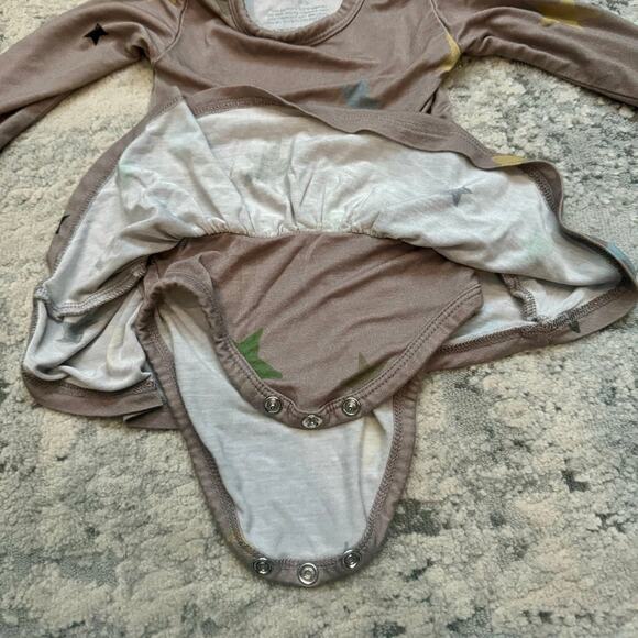 Posh Peanut Long Sleeve Skirted Onesie - 3-6 months - Picture 4 of 5